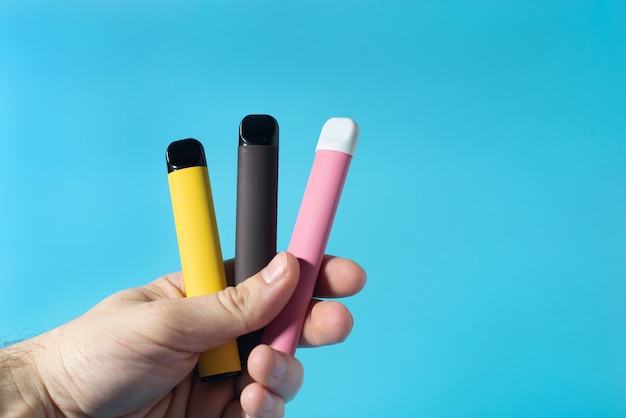 How To Use a Disposable Vape Pen